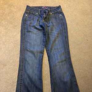 Women’s wrangler jeans bootcut size 3/4 x 32 L